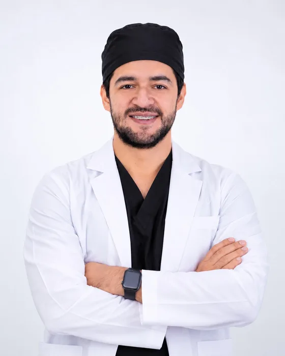 Dr. Carlos Cota
